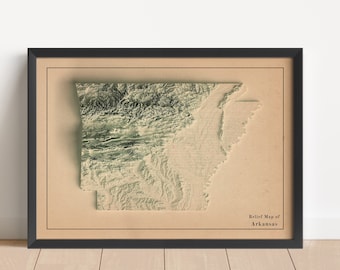 Könnte beinhalten: Eine Reliefkarte von Arkansas im Vintage-Stil in einem schwarzen Rahmen. Die Karte ist auf einem beigefarbenen Hintergrund gedruckt und zeigt die Topographie des Bundesstaates mit grüner Schattierung.
