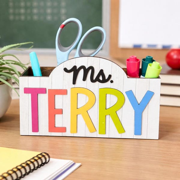 Personalized Teacher Pen Holder: Hand-Painted Birch Desktop Organizer