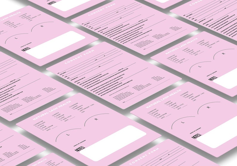 Pu&ograve; includere: Moduli rosa con testo nero per la salute naturale delle ciglia e moduli di consenso. I moduli includono sezioni per le informazioni del cliente, la salute delle ciglia e il consenso al trattamento.