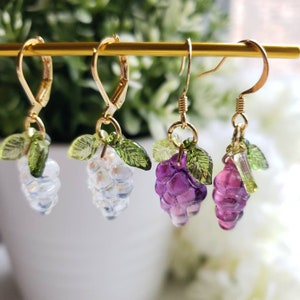 Boucles d&#39;oreilles raisin, boucles d&#39;oreilles pendantes en verre, boucles d&#39;oreilles nourriture, boucles d&#39;oreilles fruit au chalumeau