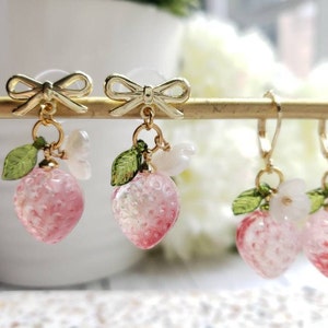 Strawberry earrings, glass pink strawberry drop earrings, food earrings, fruit earrings