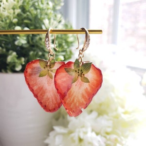 Strawberry earrings, inner slice dried strawberry, real pressed fruit resin drop earrings