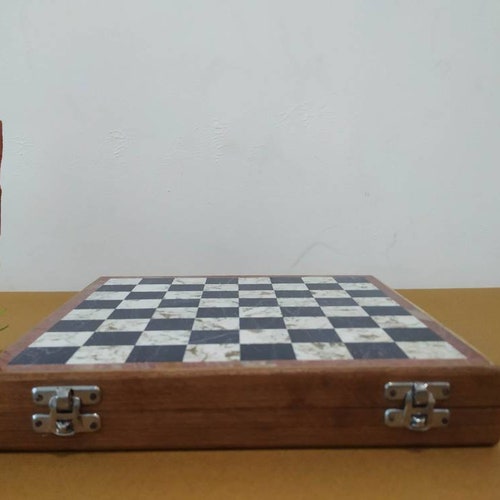 Indian Chess made with Bone and wood, statement Chess, Chess pieces made With Bone, shops Collector's Edition Chess