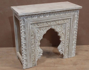 ヴィンテージ風インド製キャビネット：無垢材のアンティーク仕上げ