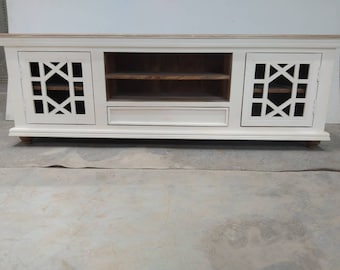 Antique Style Wood Console for Boho Home, Vintage Inspired Carved Console in Rustic White Colour, Living Room Media Cabinet