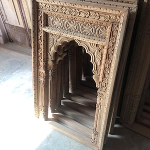 Arch Indian Mirror, Carved Wooden Wall Mirror, Vintage Inspired Mirror, Natural Wood Finish Mirror for Living Room Walls, Farmhouse Mirror
