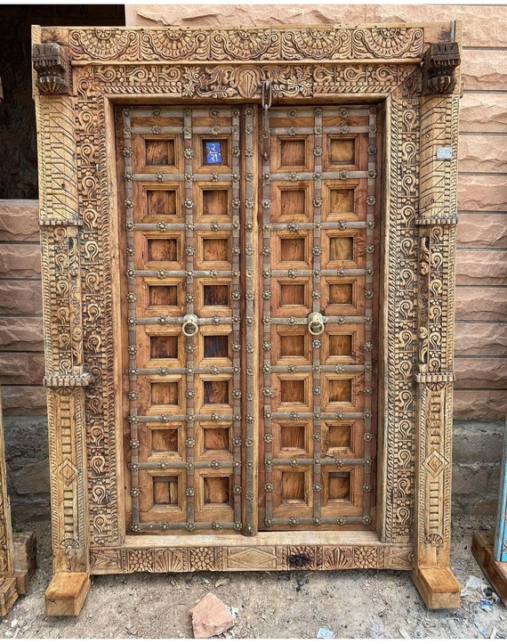 インド風ドア、ヴィンテージスタイルの玄関ドア、彫刻が施された木製