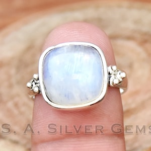 Moonstone - Sterling Silver 925 - Handmade - Gemstone - Statement - Everyday - Square stone - Hippie -Bohemian-June Birthstone