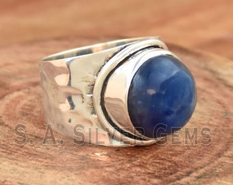 Kyanite Ring, Statement Kyanite Ring, 925 Silver Ring, Kyanite Jewelry, Blue Gemstone Ring, Hammered Band, Sterling Silver, Bohemian Ring