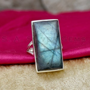 Natural Labradorite Ring, 925 Sterling silver Ring, Handmade Ring, Baguette Ring, Statement Rig Natural gemstone ring, Gift For Her,
