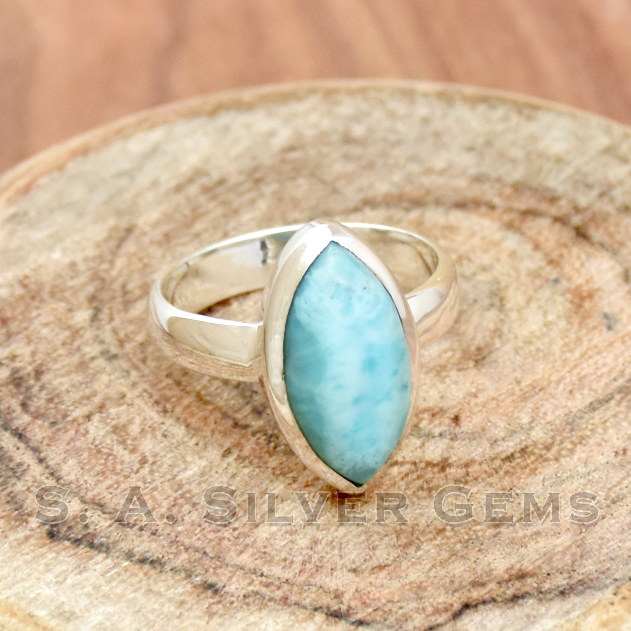 天然石 ラリマー シルバー925 大ぶり リング 指輪 ドミニカ 貴重美品 天然ラリマーリング：925スターリングシルバー、ドミニカ産ジュエリー