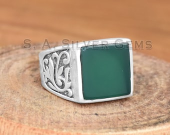 Green Onyx Ring: 925 Sterling Silver Designer Band
