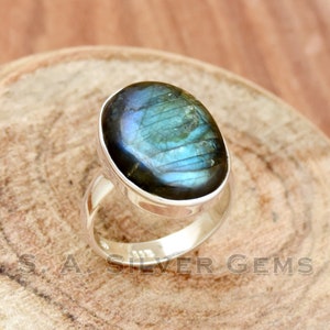 Labradorite Ring, 925 Sterling silver Ring, Handmade Ring, Wedding Ring, Dainty Ring, Blue Fire Labradorite Ring, Boho Jewelry, Gift For Her
