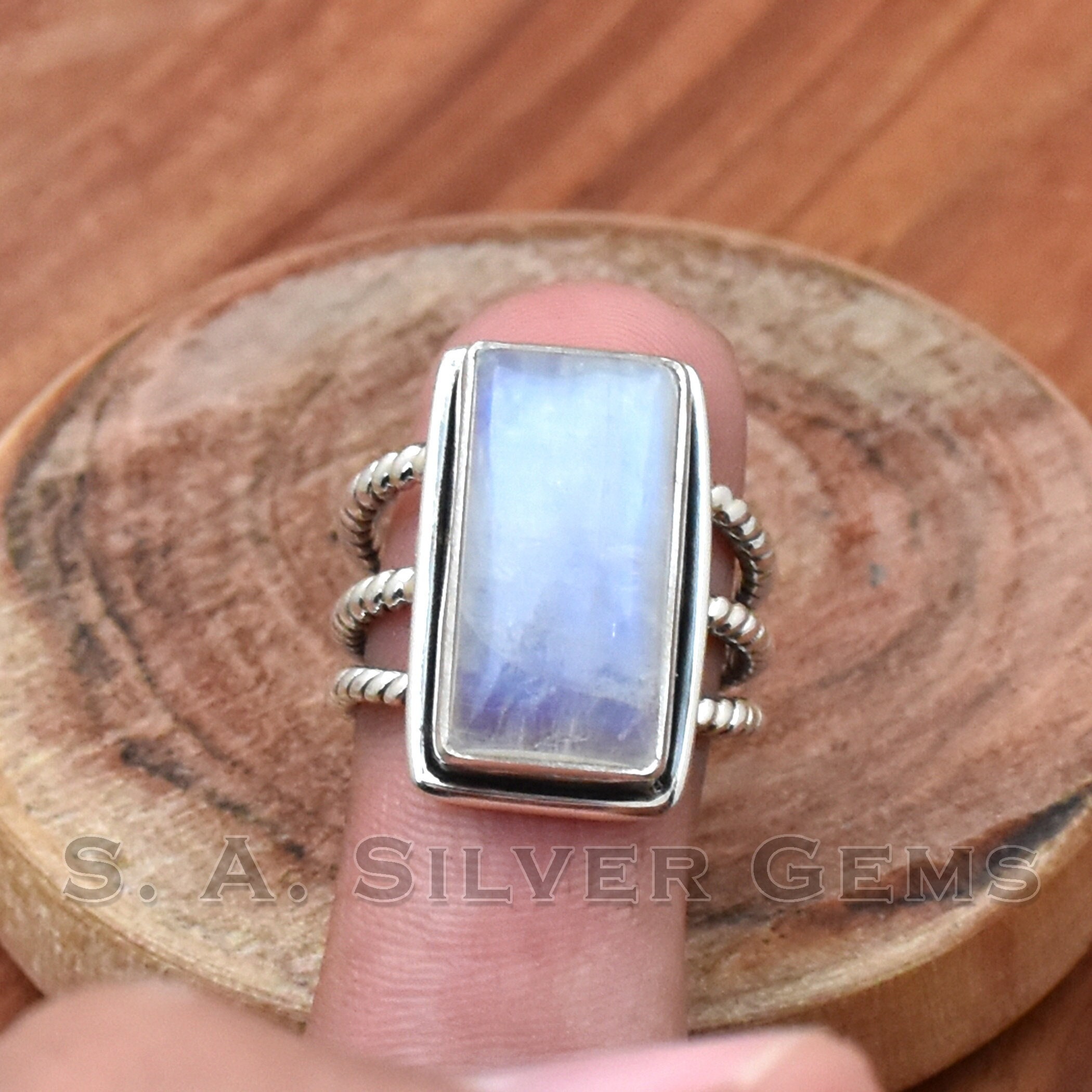 ムーンストーン　ハンドメイド　シルバーリング 高品質 レインボームーンストーン リング 18号 silver925 天然石