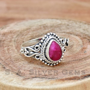 Anello rubino indiano, anello minimalista in argento fatto a mano, anello minimalista in argento, anello con pietre preziose, anello minuscolo, anello per ragazze, anello in filigrana d&#39;argento