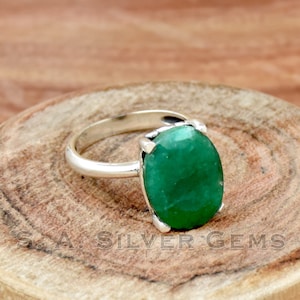 Indian Emerald Ring: Handmade 925 Sterling Silver Statement Ring