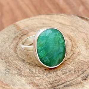 Oval Indian Emerald Ring: Boho 925 Sterling Silver Gemstone