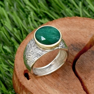 Handmade Indian Emerald 925 Sterling Silver Textured Ring