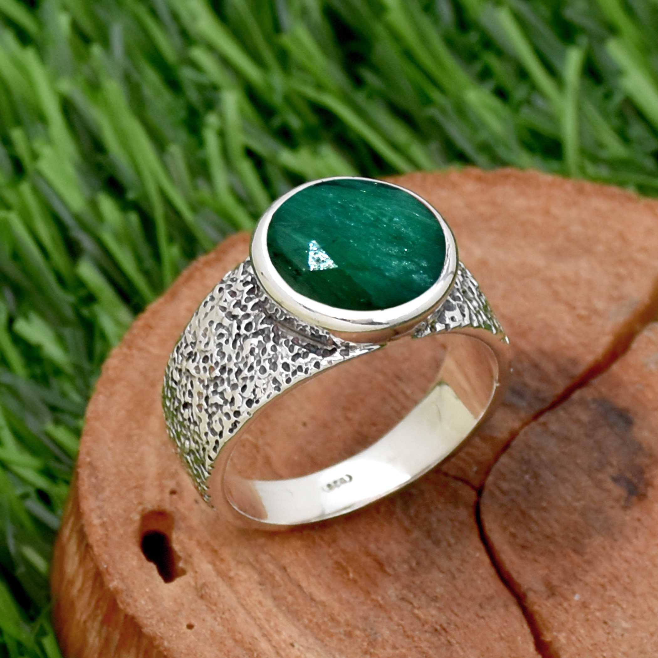 Handmade 925 Sterling Silver Men's Ring: Indian Emerald, Textured