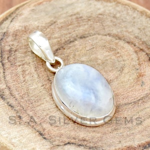 Moonstone Pendant, 925 Sterling Silver Pendant, Handmade Pendant, Oval Moonstone Pendant, Beautiful White Rainbow Pendant, Gift for her