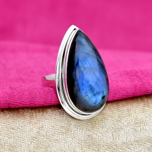 Labradorite 925 Sterling Silver Ring, Handmade Ring, Natural Gemstone Ring, Boho Ring, Deep Blue Fire Labradorite Ring, Gift For Her