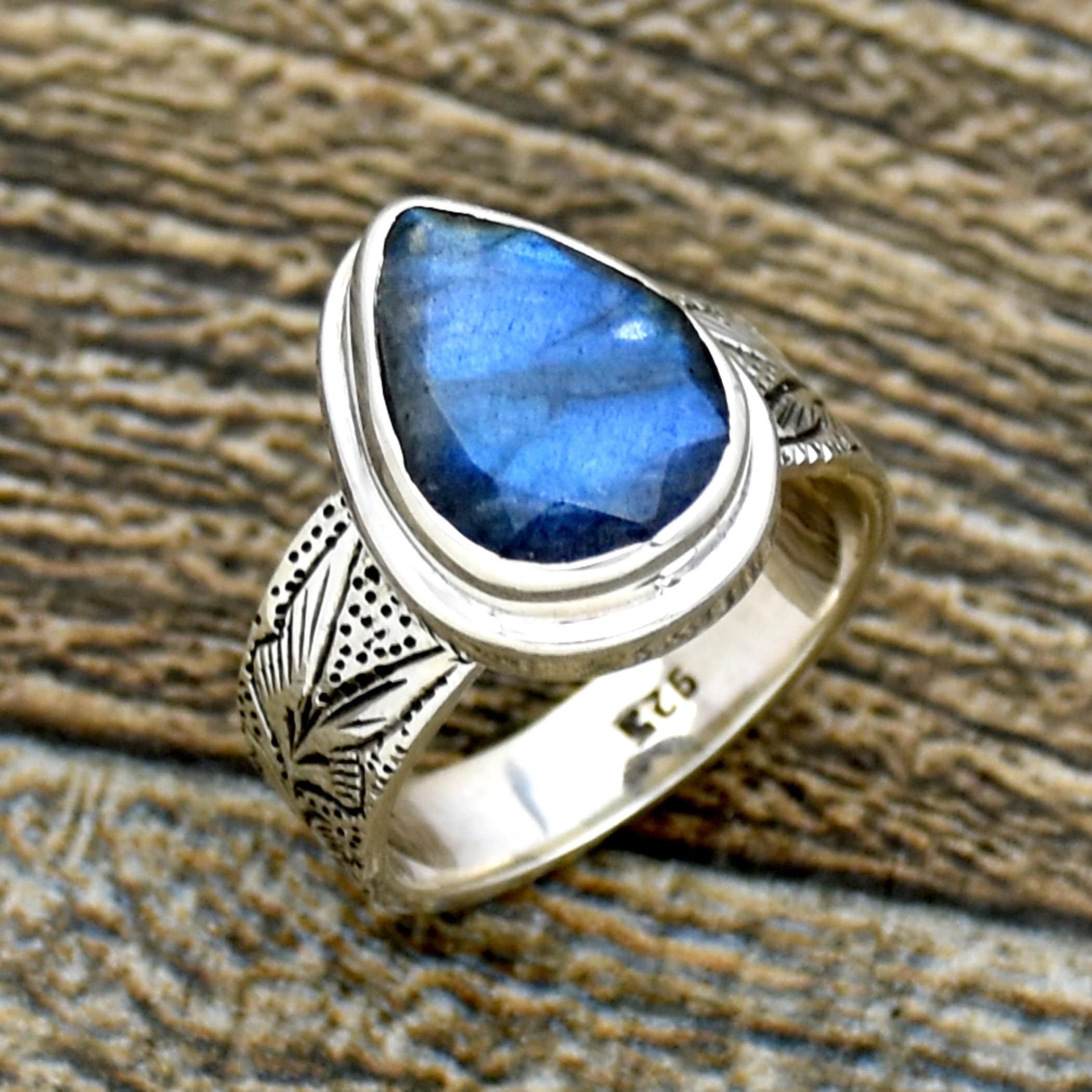 Beautiful Peridot Gemstone Ring Handmade 925 Sterling Silver Statement