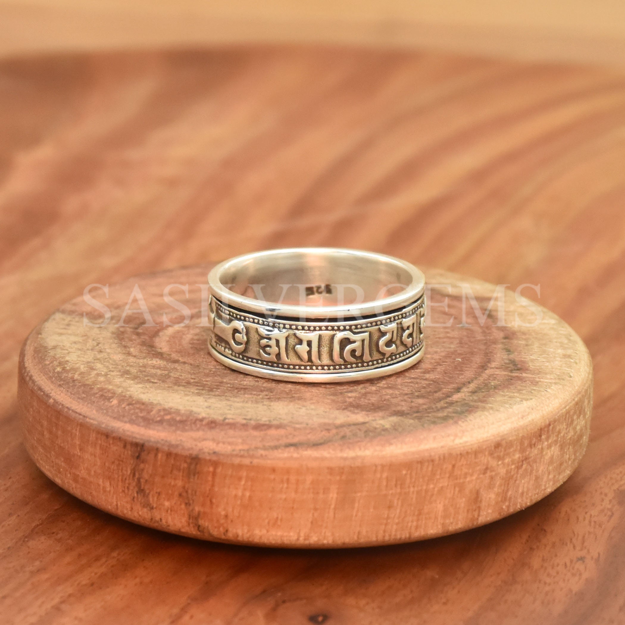 刻印入り925スターリングシルバーリング：渦巻き模様の結婚指輪 - Etsy