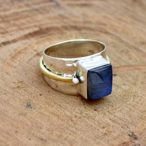 Labradorite Ring, 925 Sterling Silver Ring, Handmade Ring, Two Tone Ring, Statement Ring, Wide Band Ring, Hammered Ring, Gemstone Ring