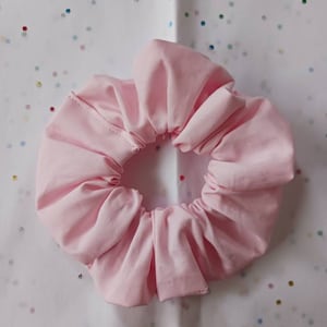 Pastel Pink Scrunchie, Baby Pink, Solid Color Scrubchie, Handmade, Cotton Scrunchie, Basics, Cute Pastel Hair Accessories, Gift Ideas