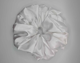 Coletero de satén para novia blanco XL hecho a mano