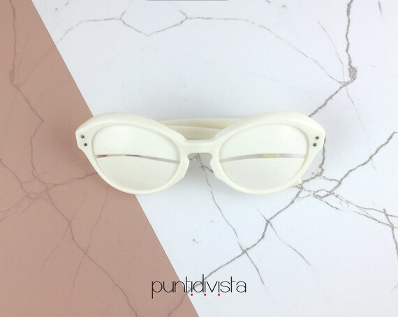 Courrèges eskimo sunglasses