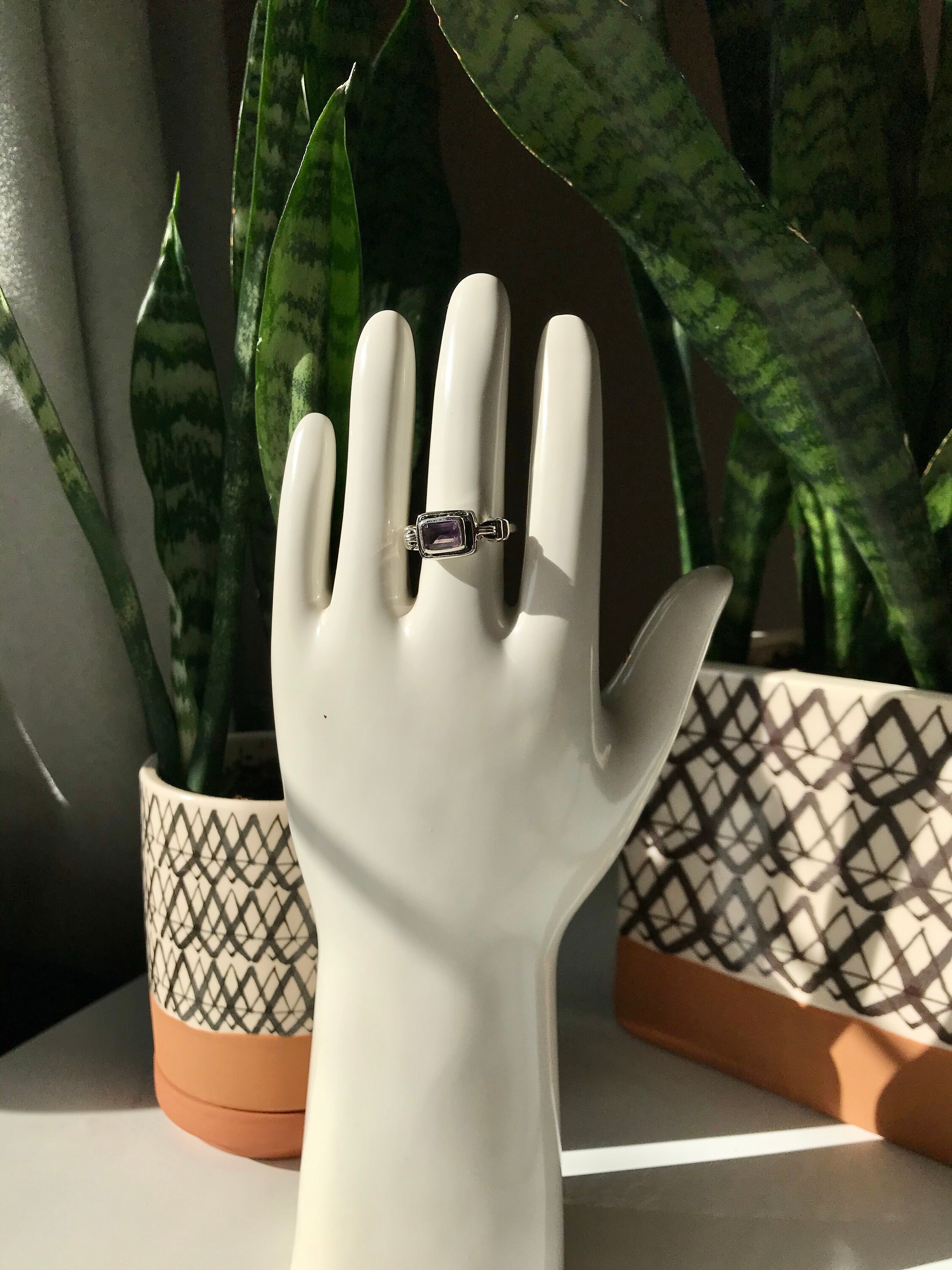 SILPADA Size 8 R1158 Amethyst & Sterling Silver "Misty Morning" Ring SILPADA Size 8 R1158 Amethyst & Sterling Silver "Misty Morning" Ring