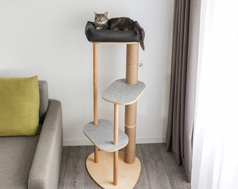 Modern Wooden Cat Tree Tower: Felt Steps, Sisal Scratching Post