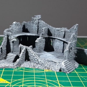 Castle Dracul Ruined Monastery 10mm