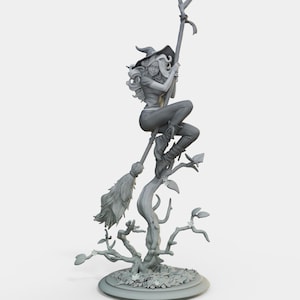 Witch Sarina miniature
