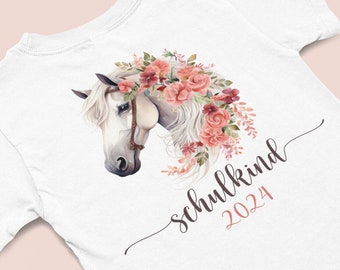 Schoolshirt 2026 met paard en bloemen – T-shirt voor de eerste schooldag van een meisje, speciaal voor paardenliefhebbers.