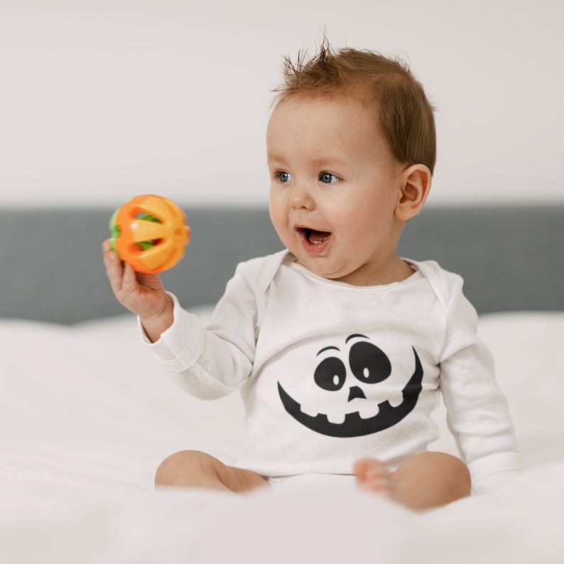 Halloween Kostüm Baby: 8 Niedliche Halloween Kostüme für Babys OHNE Totenköpfe und Blut
