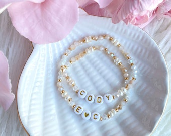 Gold and White with REAL Pearls Personalised Name Bracelet - White / Gold Letter Beads