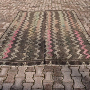 6x9 Vintage Turkish Kilim Rug: Handmade Wool Anatolian Rug