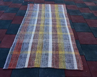 Vintage Turkish Wool Kilim Rug: Handmade Anatolian Area Rug (4x8'2ft)