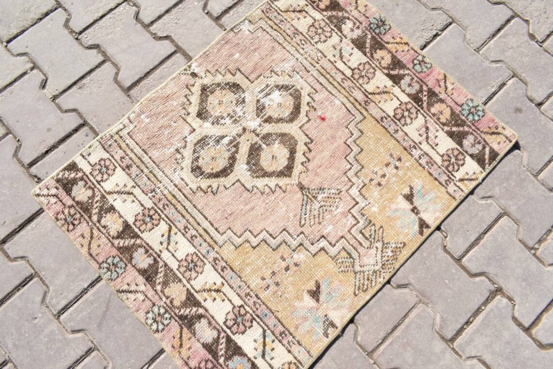2x2 Square Small Rug2x2 Turkish RugVintage RugHandmade | Etsy