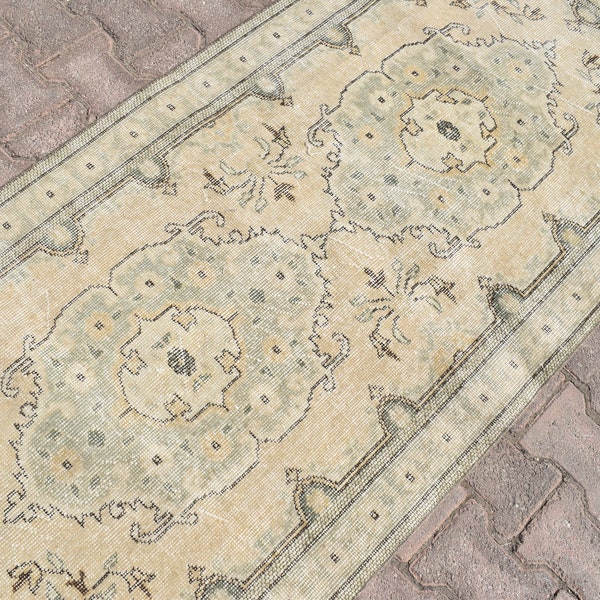 Alfombra turca vintage de 2x6: Alfombra de lana Oushak en tonos pastel