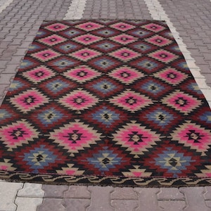 6x9 Vintage Turkish Kilim Rug: Geometric Wool Area Rug