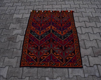 Small Red Wool Kilim Rug: Geometric Boho Turkish Rug (2'9x3'7 ft)