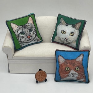 Miniature cat pillow~miniature home decor