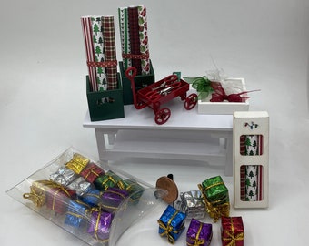 Miniature Christmas Gift Wrap shop~Mini giftwrap rolls~Mini 1/2" gifts~Mini bows