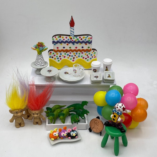 Boutique miniature pour fête d'anniversaire ~ Mini assiettes de fête ~ Mini articles de fête ~ Mini clown