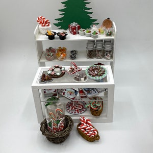 ミニチュアクリスマスキャンディショップ〜キャンディの瓶とボウル〜キャンディケインとロリポップ〜チョコレートキャンディジンジャーマン〜ファッジとチョコレートストロベリー