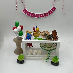 Miniature Fiesta decorations~Mini puerquito~Mini maracas~Mini sombreros~Mini pottery~Mini papel picado