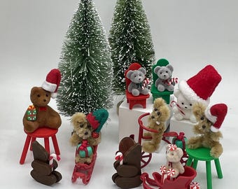 Fiesta navideña de osos en miniatura